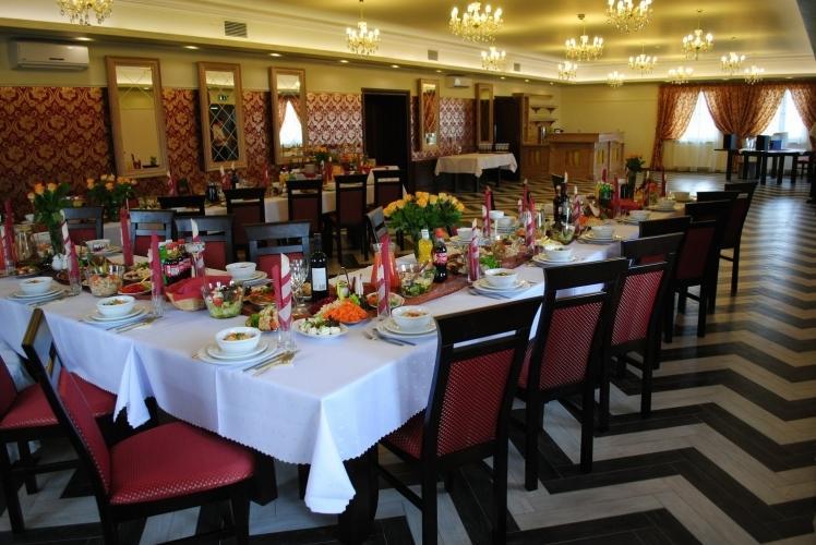 Hotel Zloty Mlyn Majkow Piotrków Trybunalski Εξωτερικό φωτογραφία